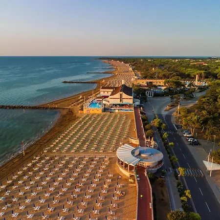 Apartment Vibrant In Lignano Lignano Sabbiadoro
