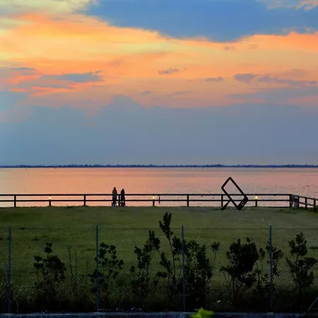 Vibrant In Lignano Lignano Sabbiadoro
